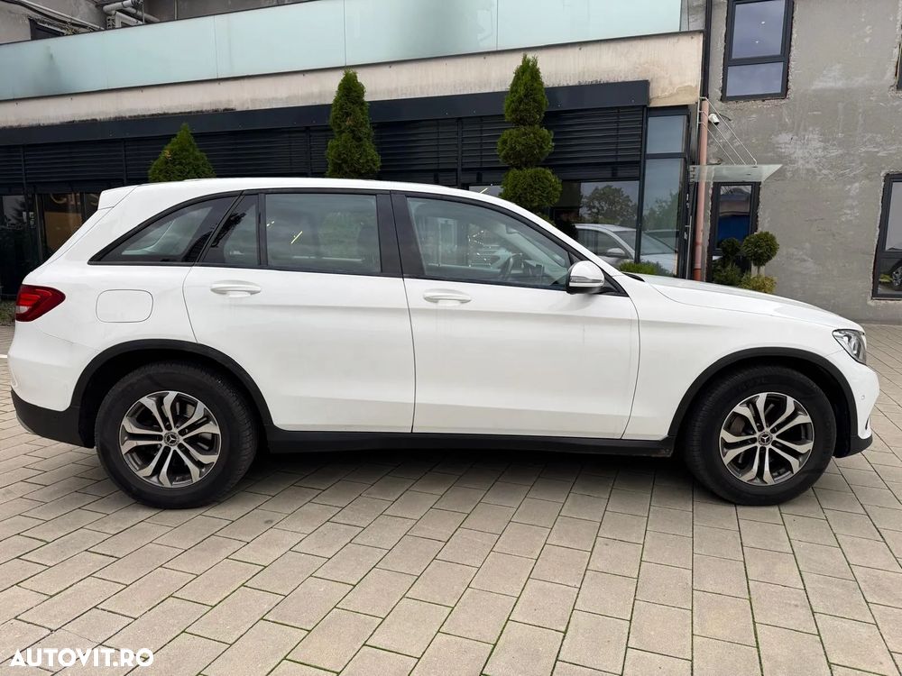 Mercedes-Benz GLC - 6