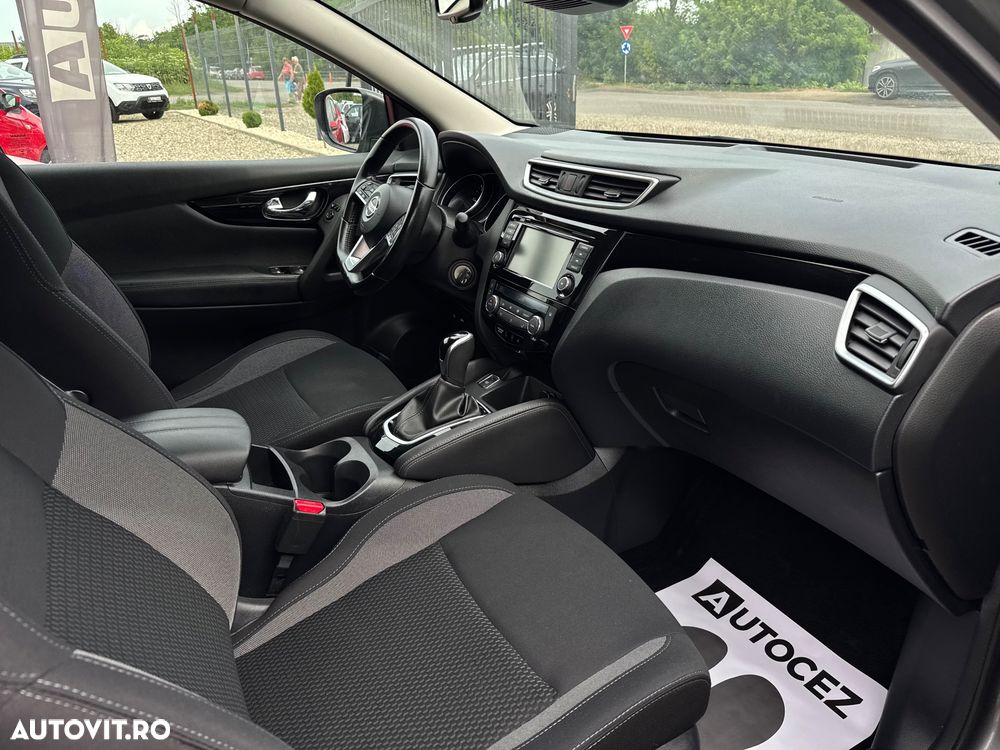 Nissan Qashqai 1.5 DCI DCT TEKNA+ - 11