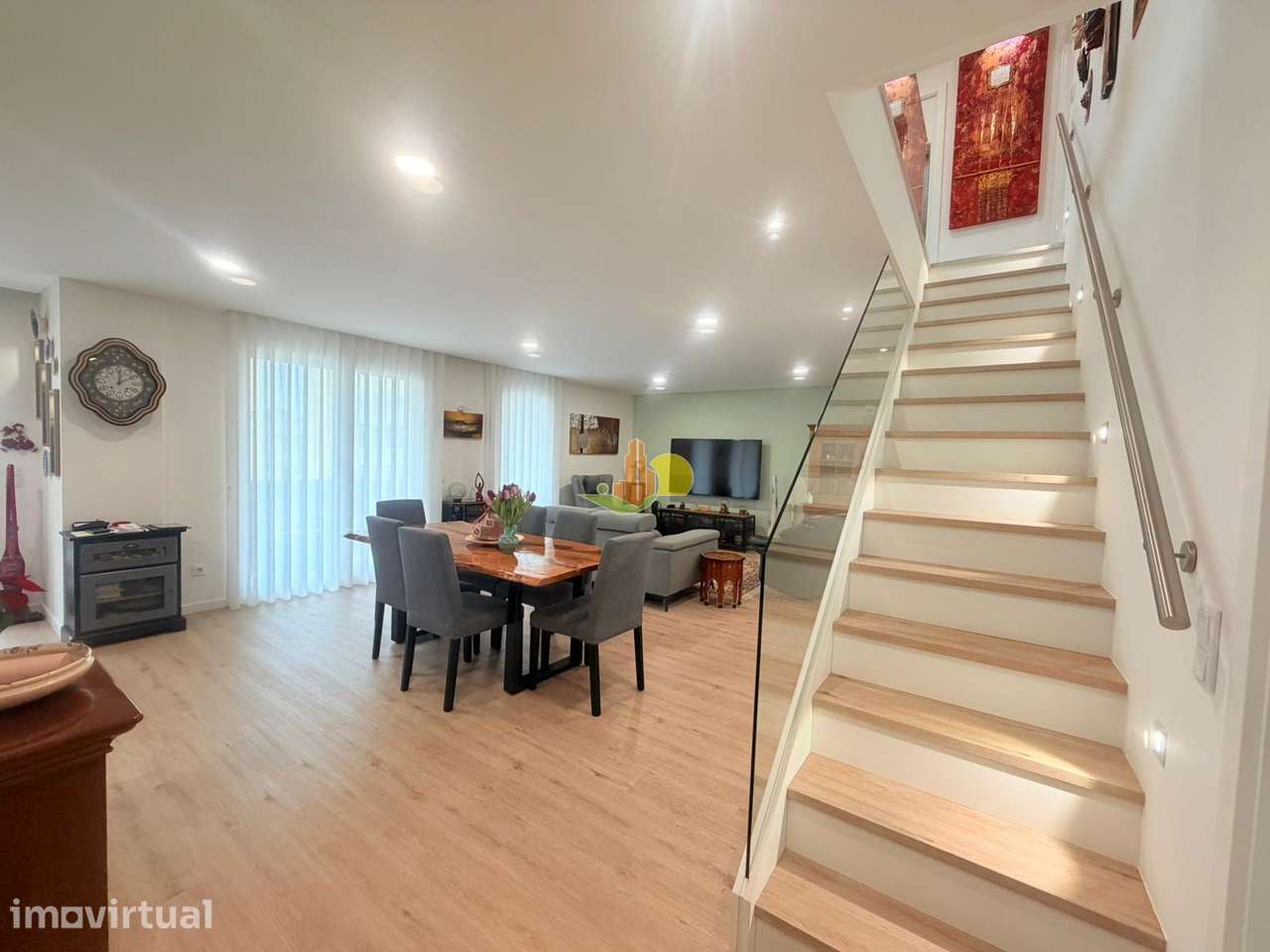 T2+2 Duplex com Garagem - Grande imagem: 3/41