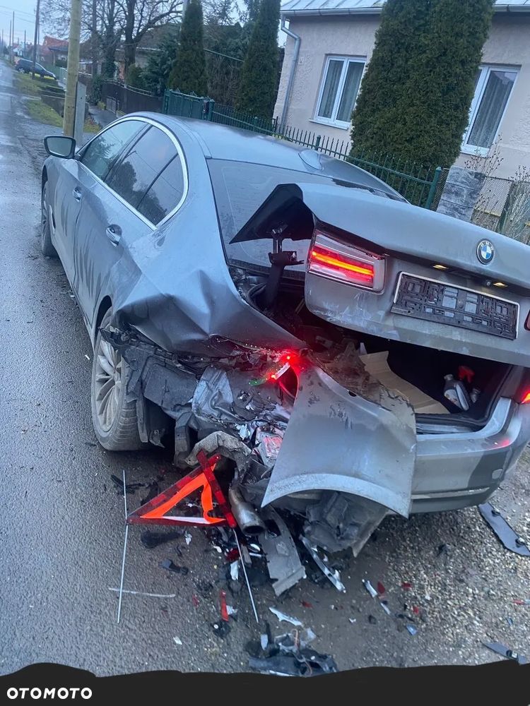 BMW Seria 5 530i Sport Line - 6