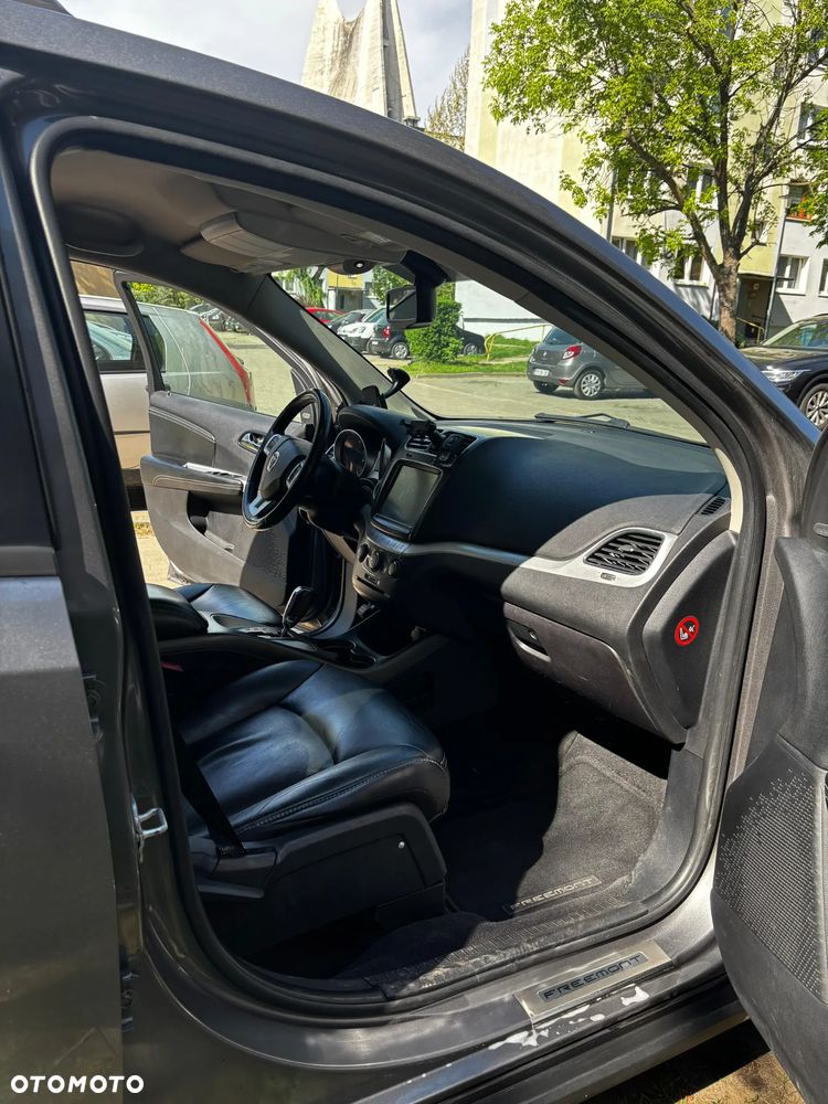 Fiat Freemont 2.0 Multijet Lounge AWD - 12