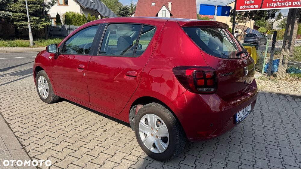 Dacia Sandero SCe 75 Laureate - 8