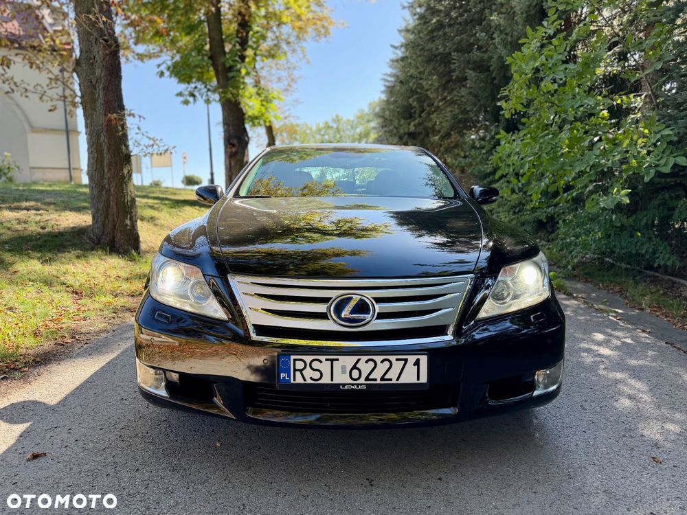 Lexus LS - 2