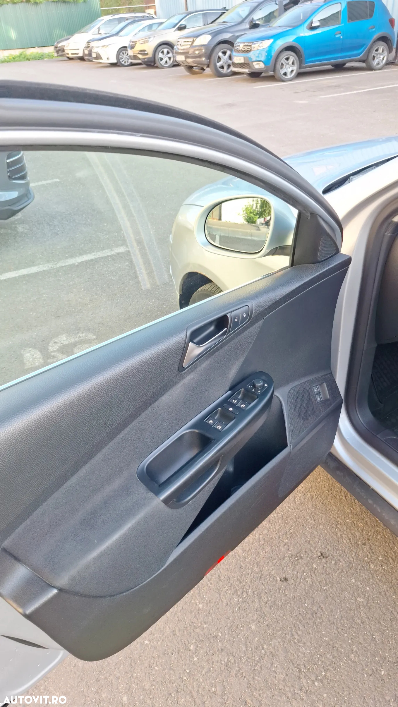 Volkswagen Passat 1.6 TDI BlueMotion - 14