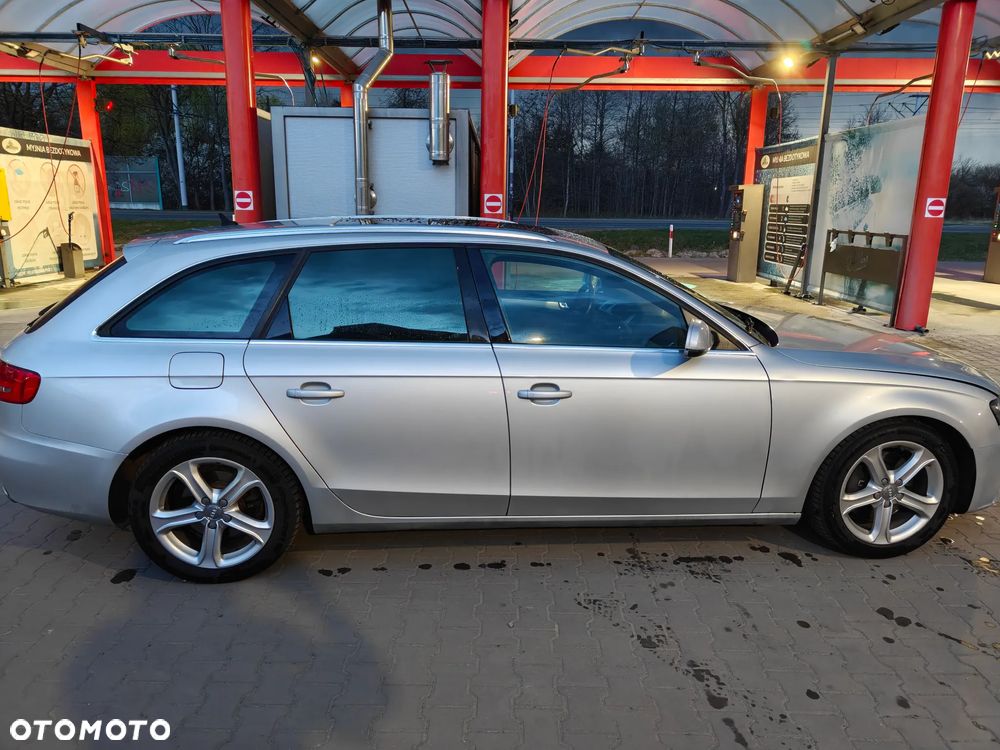 Audi A4 Avant - 1
