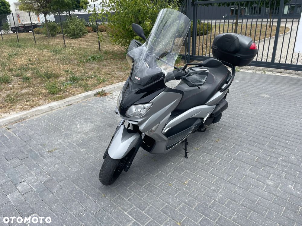 Yamaha X-max - 1