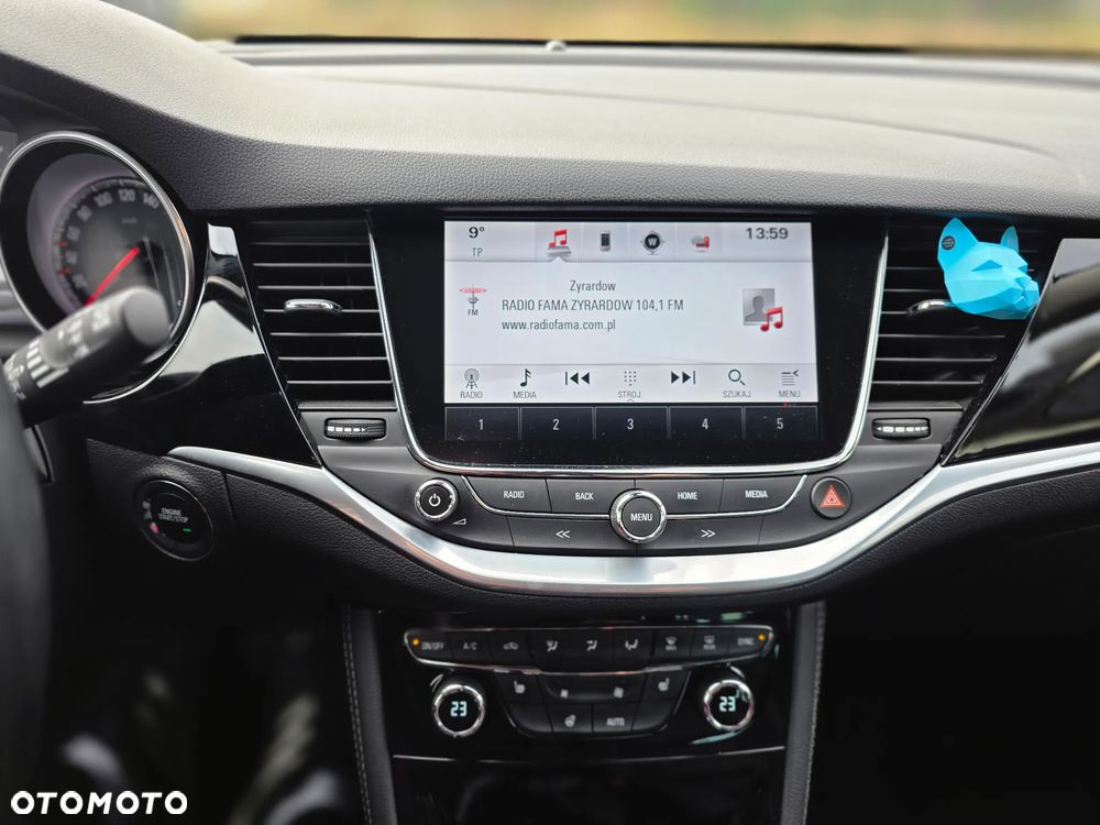 Opel Astra 1.4 Turbo Innovation - 22