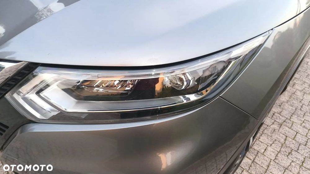 Nissan Qashqai 1.3 DIG-T TEKNA - 20