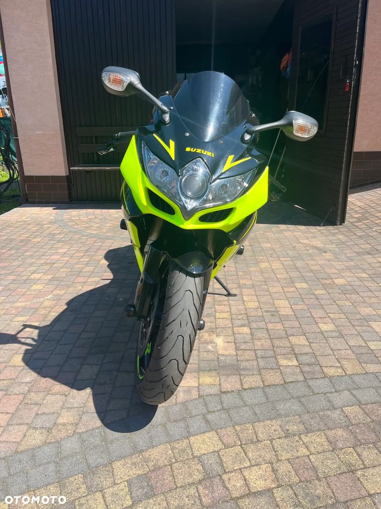 Suzuki GSX-R - 3