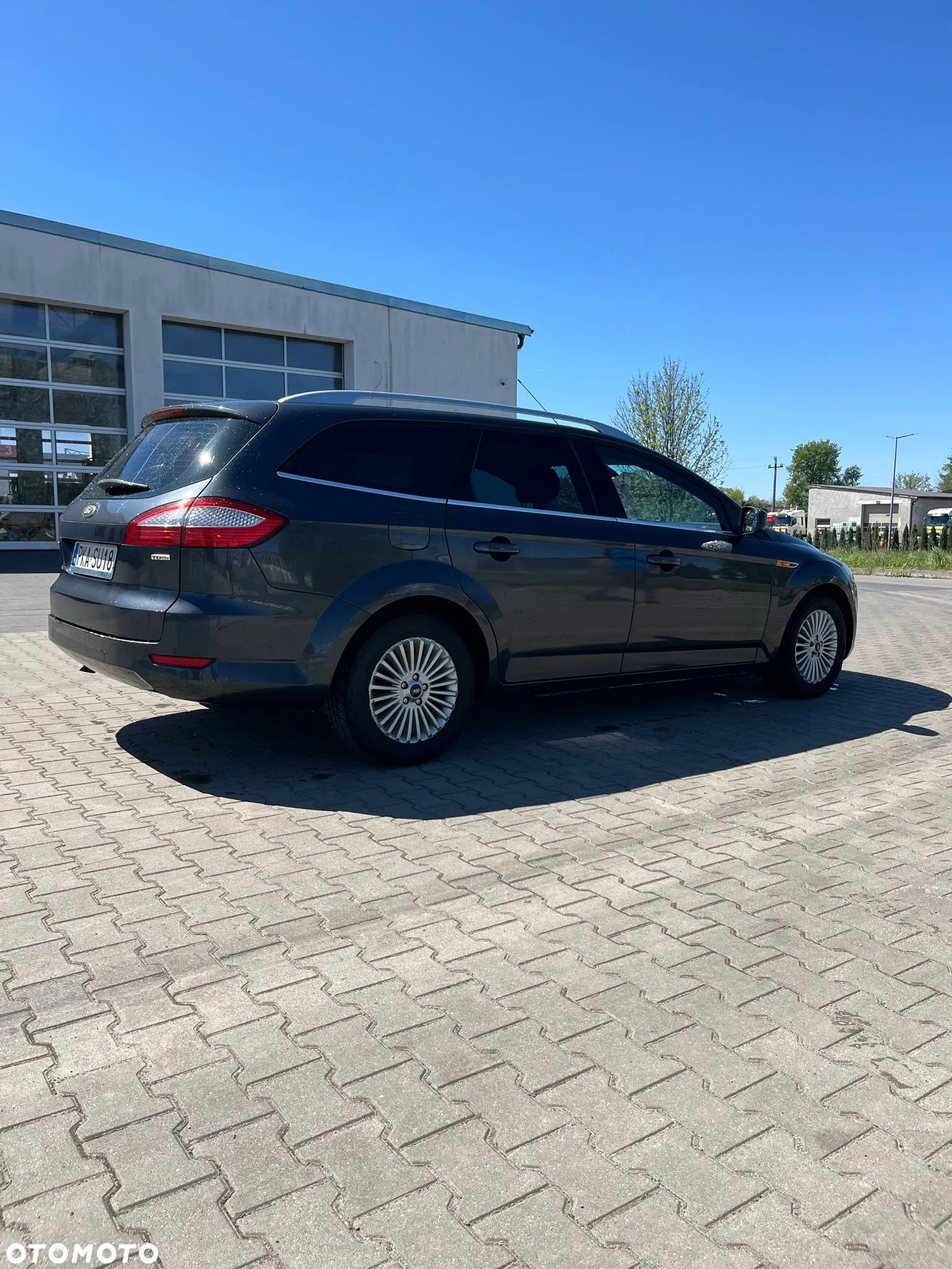 Ford Mondeo 2.0 TDCi Ghia X - 3