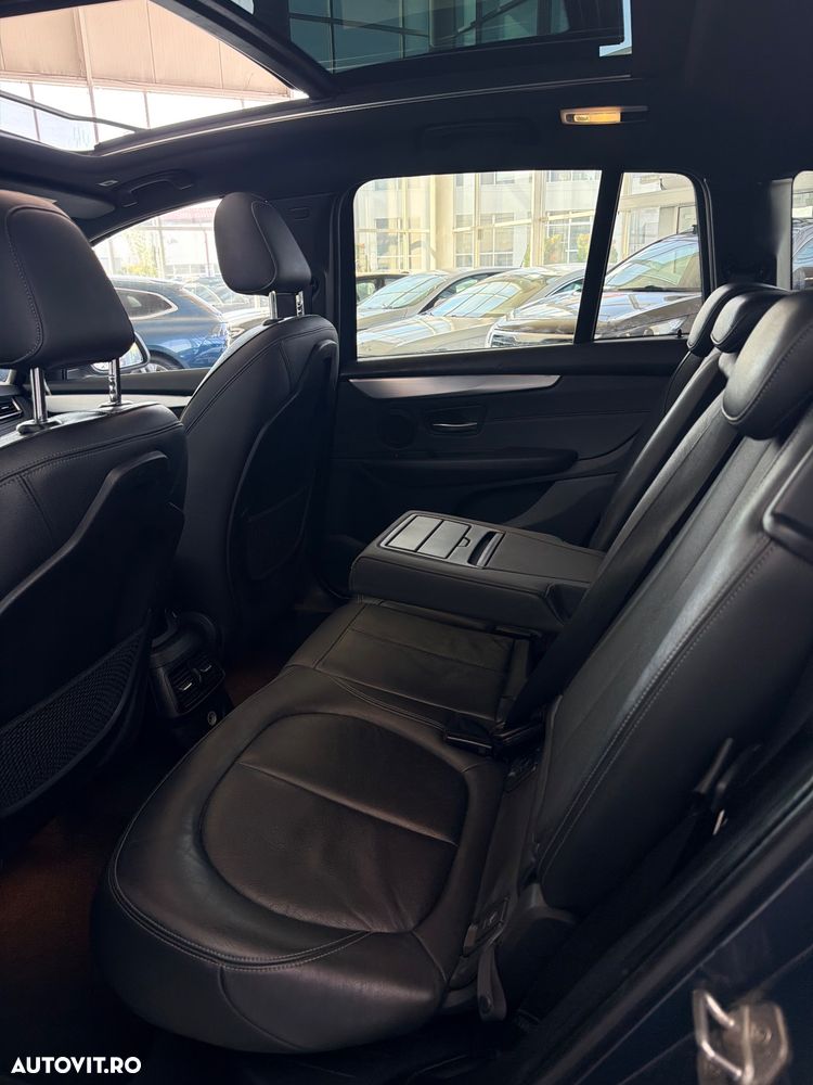 BMW Seria 2 216d Advantage - 29