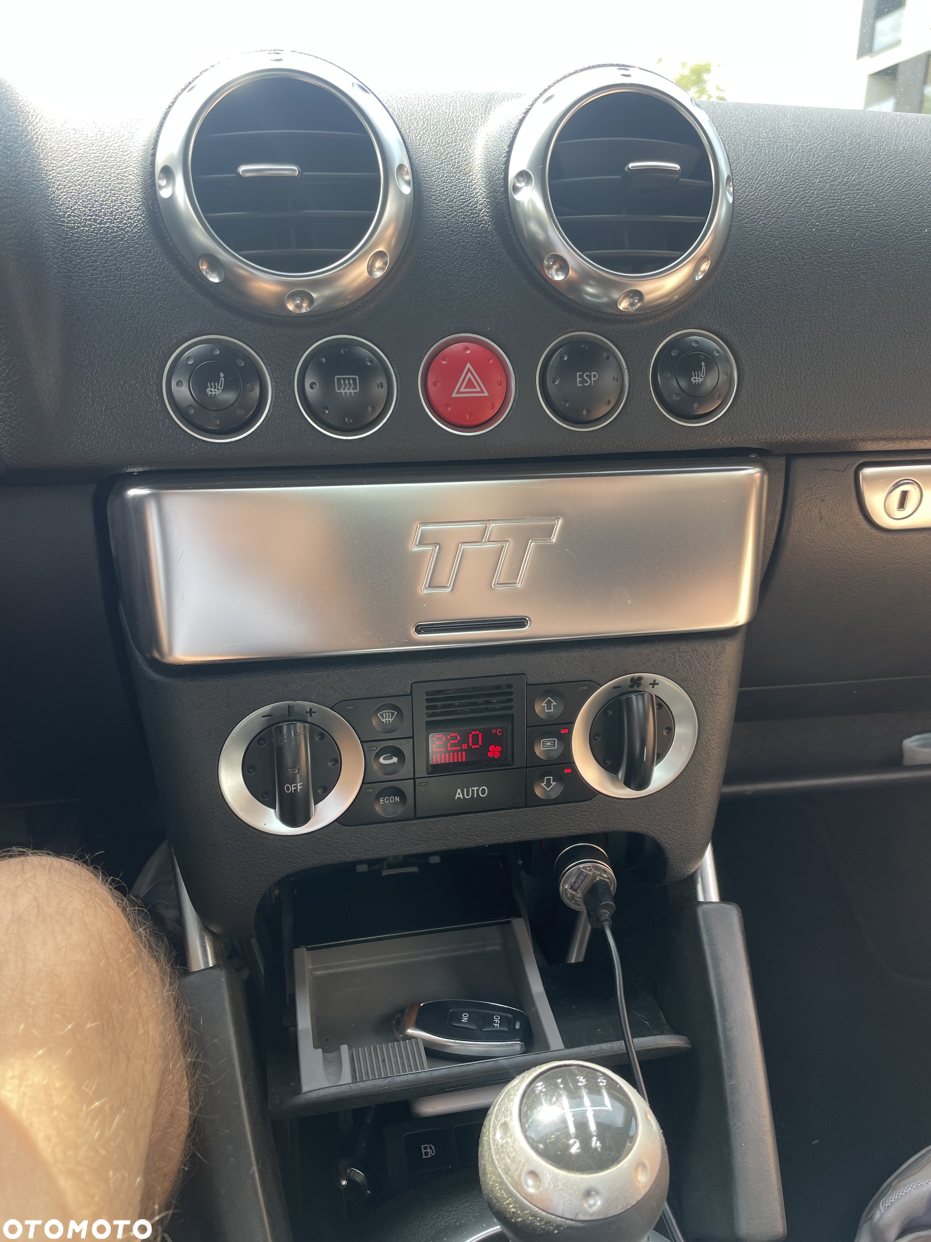 Audi TT Coupe 1.8T - 10