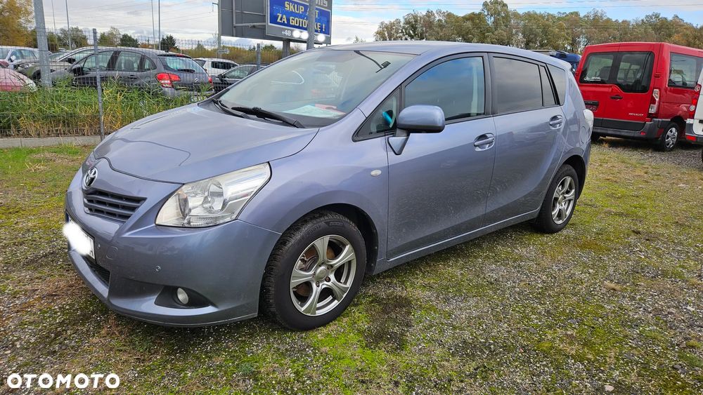 Toyota Verso 2.0 D-4D - 3