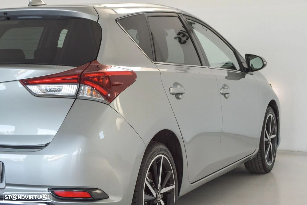 Toyota Auris 1.4 D-4D Comfort - 56