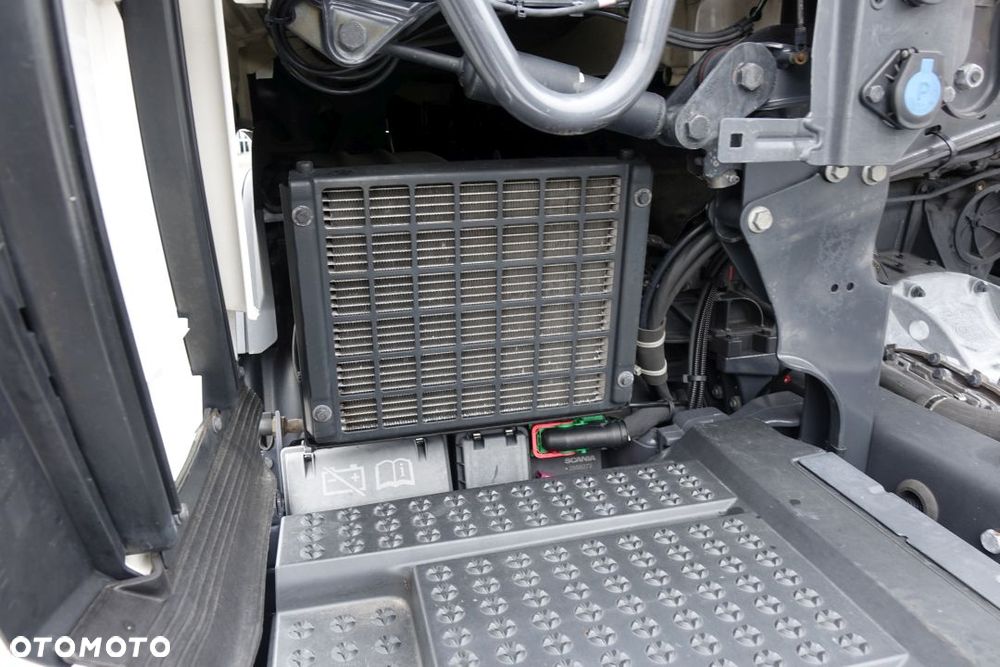 Scania 500R / EURO 6 / STANDARD / AUTOMAT / RETARDER / KLIMATYZACJA POSTOJOWA / LODÓWKA  /  2 ZBIORNIKI - 16