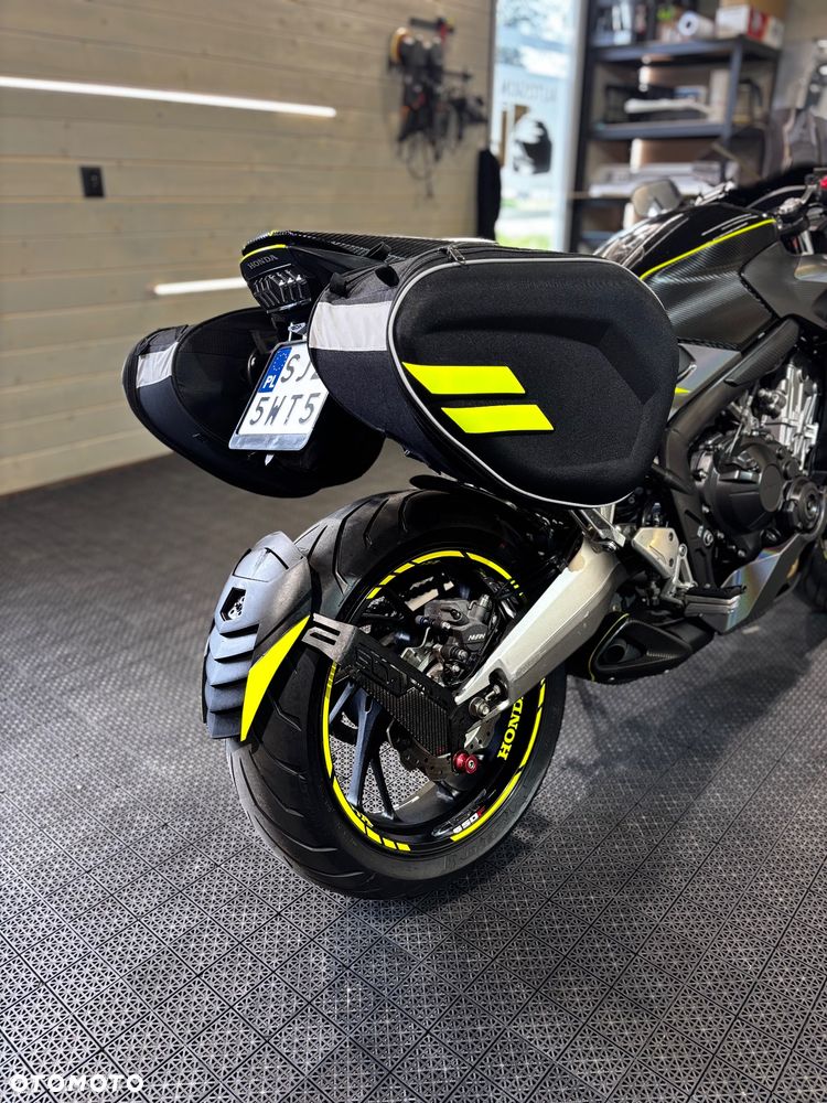 Honda CBR - 13