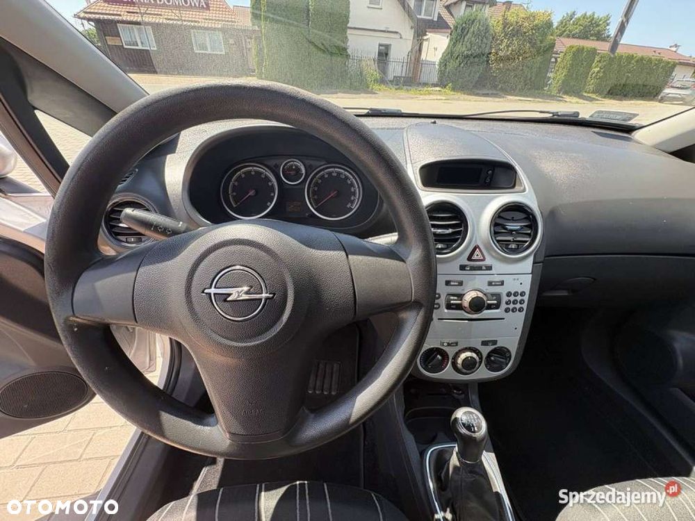 Opel Corsa - 10