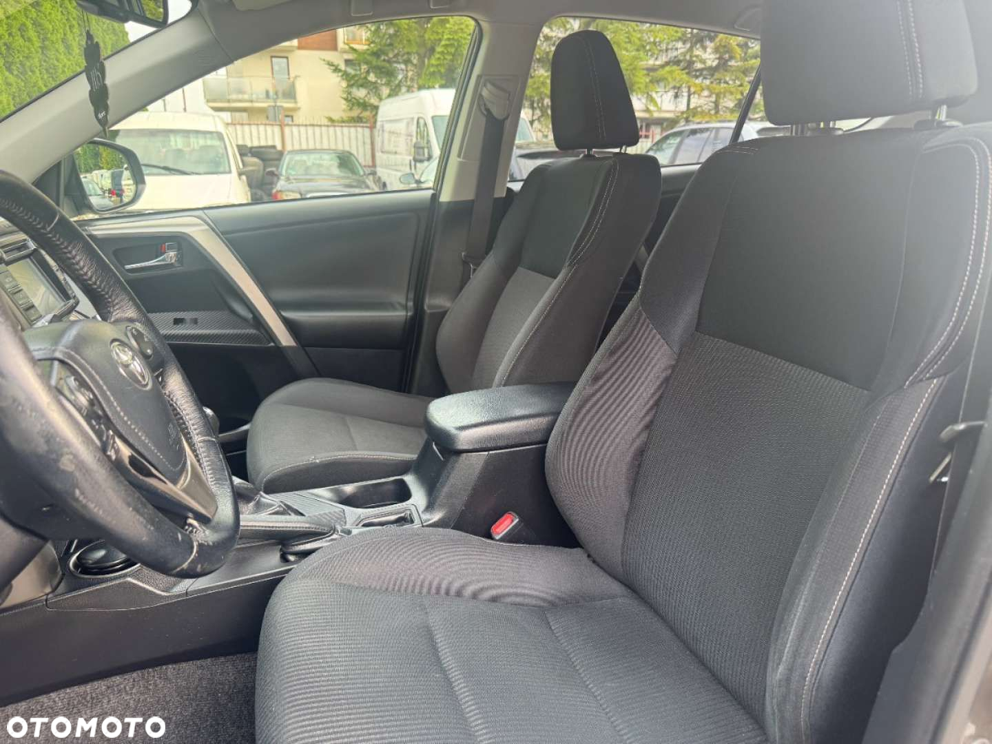 Toyota RAV4 - 19
