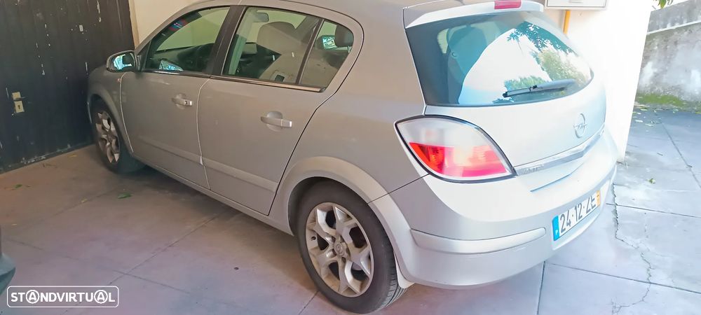 Opel Astra 1.7 CDTi Cosmo M6 - 15