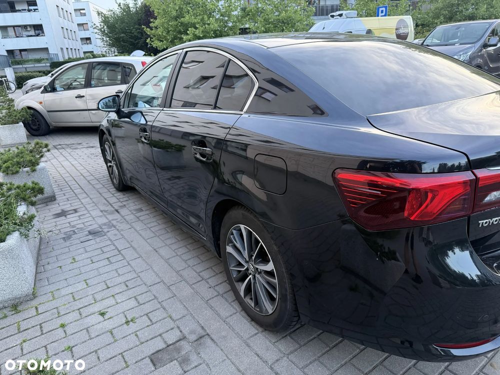 Toyota Avensis 2.0 D-4D Prestige - 8