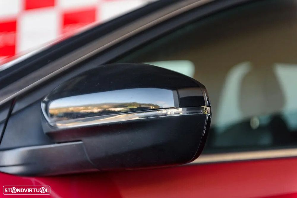 Peugeot 3008 1.5 BlueHDi GT EAT8 - 16