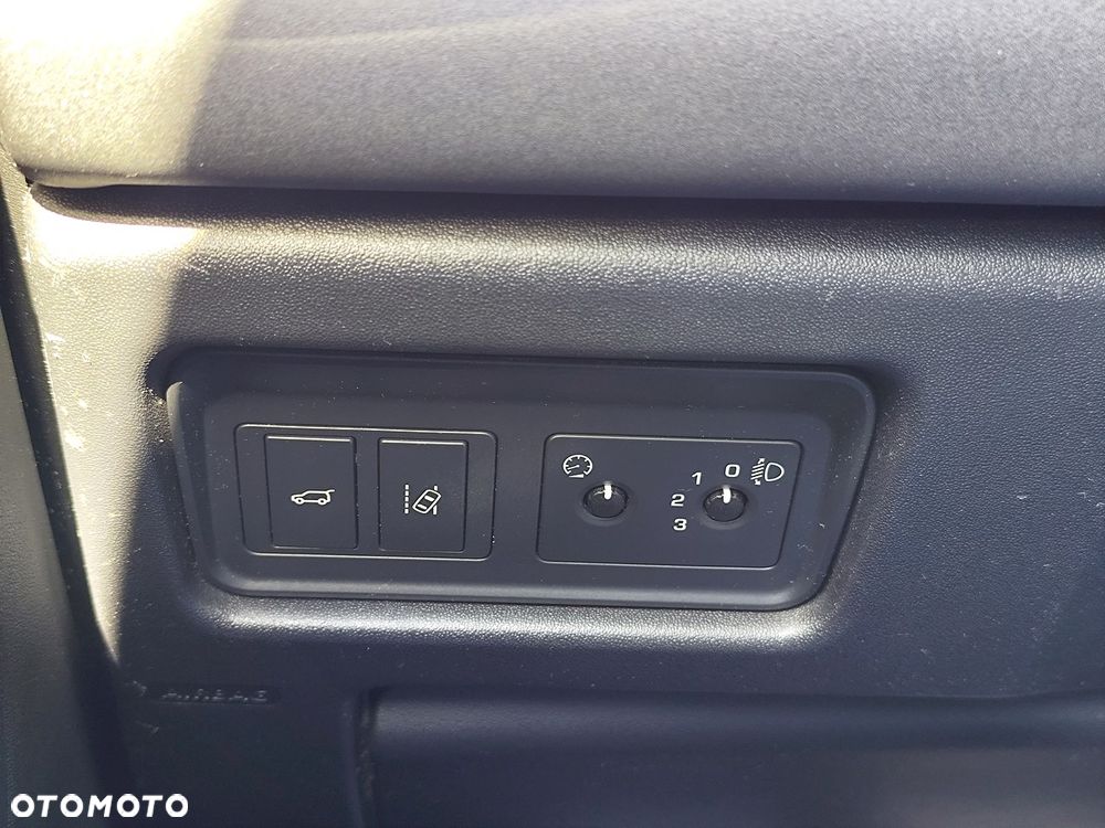 Land Rover Discovery Sport Si4 HSE - 32