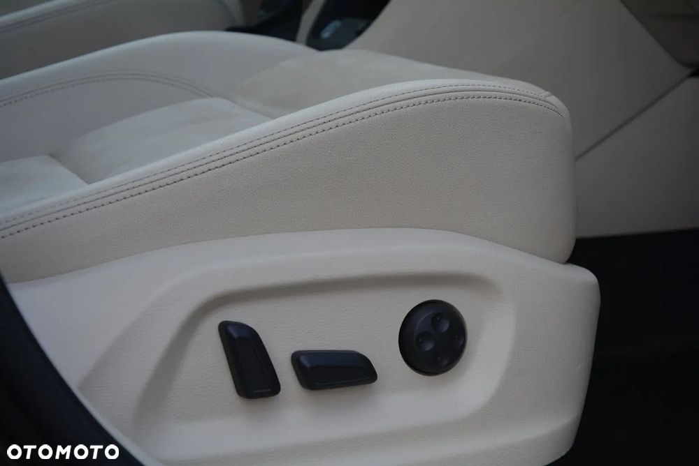 Volkswagen Sharan - 29