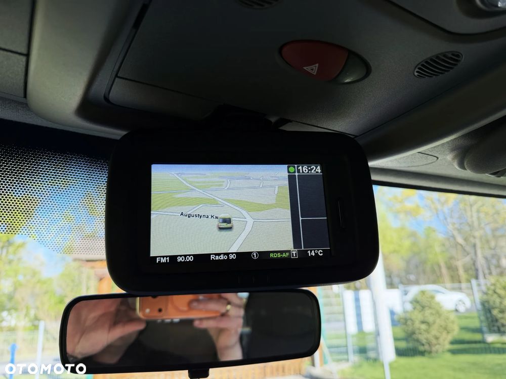 Renault MASTER L2H2 ŚREDNI KLIMA/NAWIGACJA/3osobowy - 29