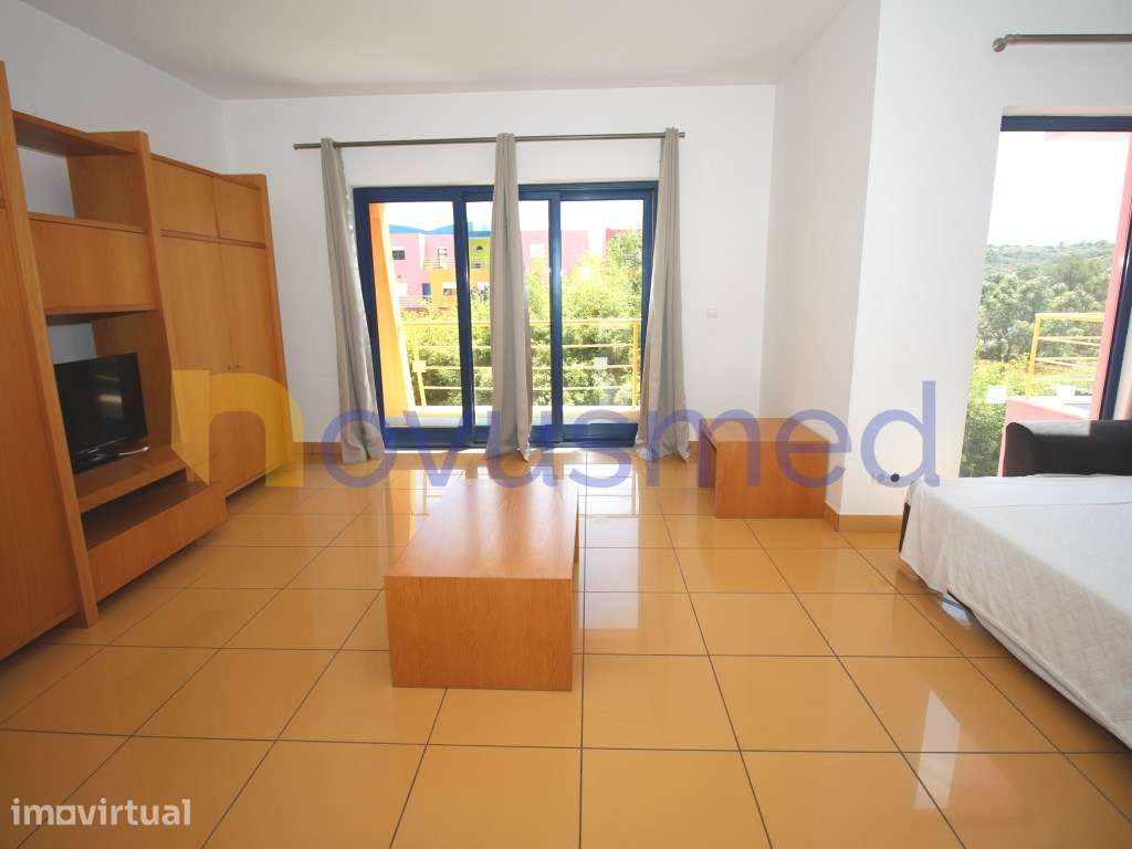 Apartamento tipo T1, com piscina e parqueamento, zona Marina de Alb... - Grande imagem: 4/21