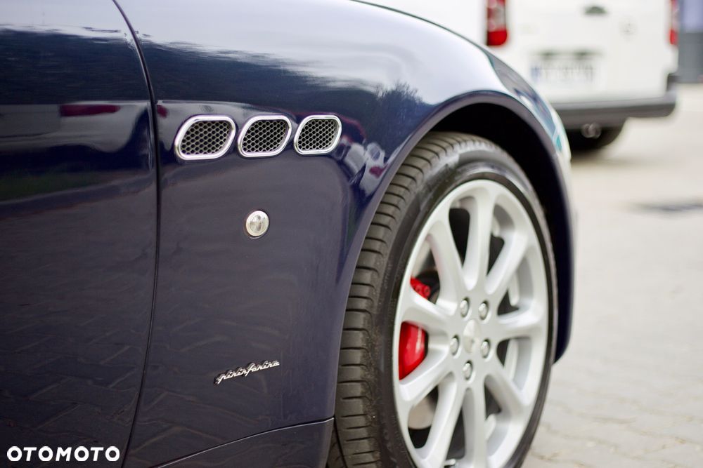 Maserati Quattroporte Standard - 10