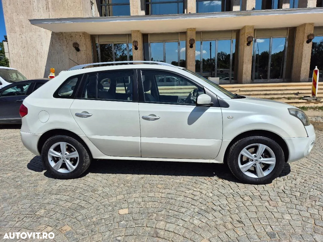 Renault Koleos 2.0 dCI 4X4 Privilege Aut - 3