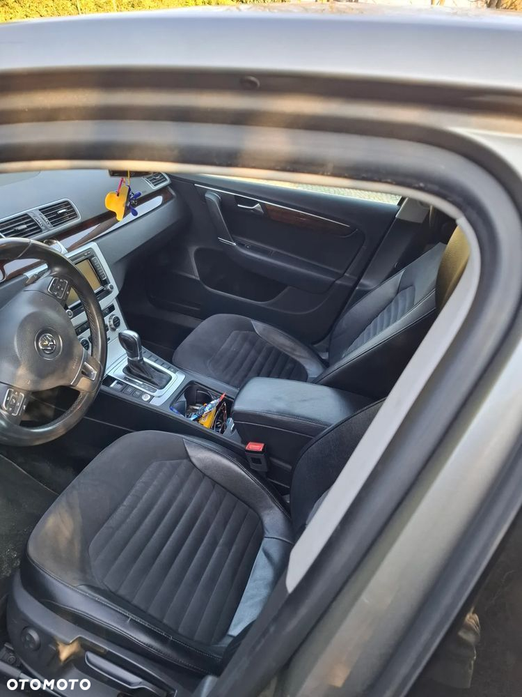 Volkswagen Passat 2.0 TDI Highline DSG - 6