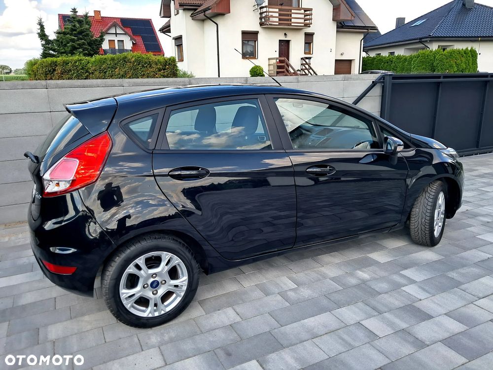 Ford Fiesta 1.0 Celebration - 18