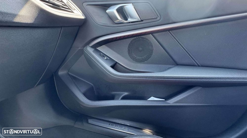 BMW 116 d Pack Color Vision Auto - 15