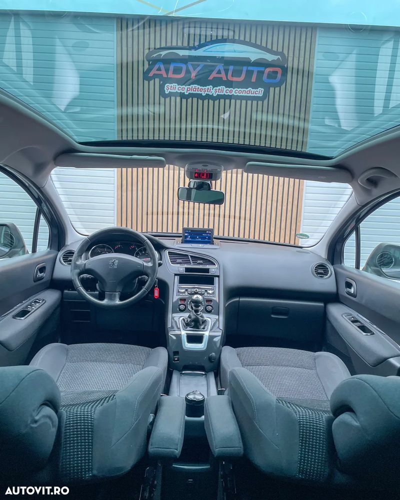 Peugeot 5008 1.6 HDI Confort Pack - 9