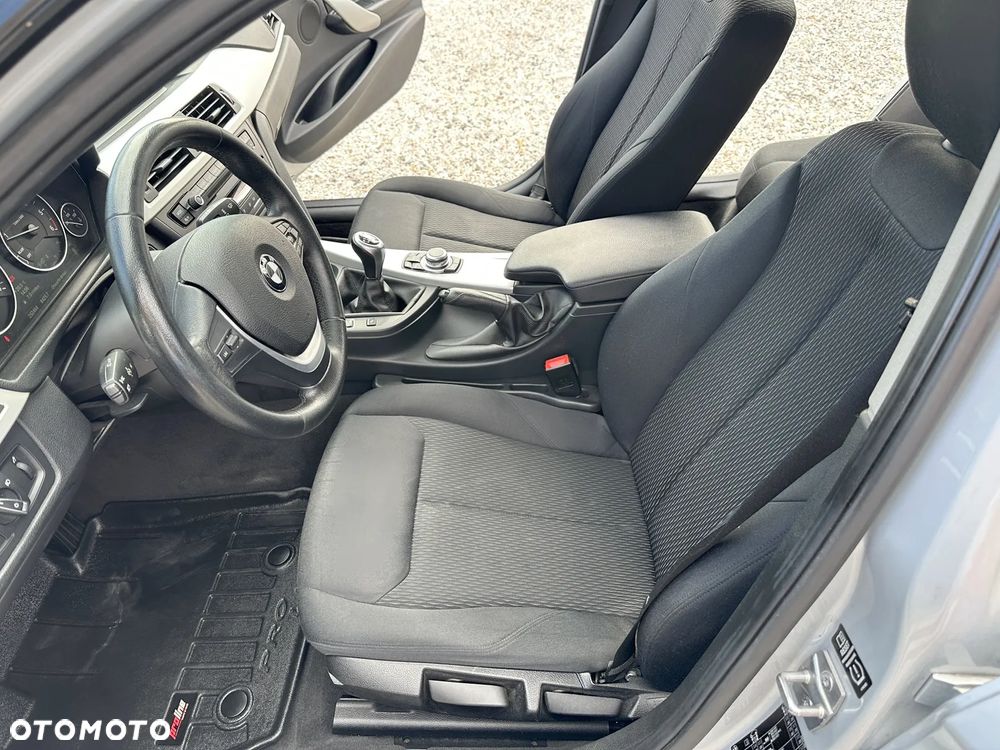 BMW Seria 3 318d Luxury Line - 7