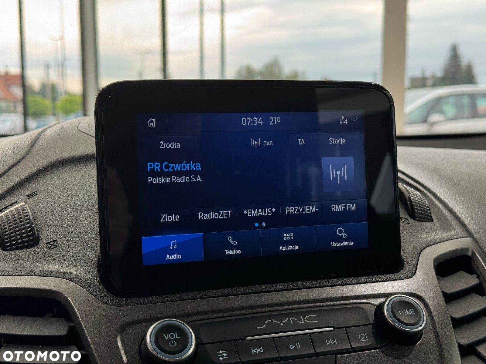 Ford Transit Connect - 28
