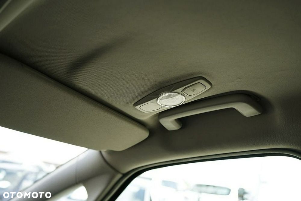 Ford S-Max - 33