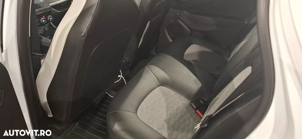 Renault ZOE - 11