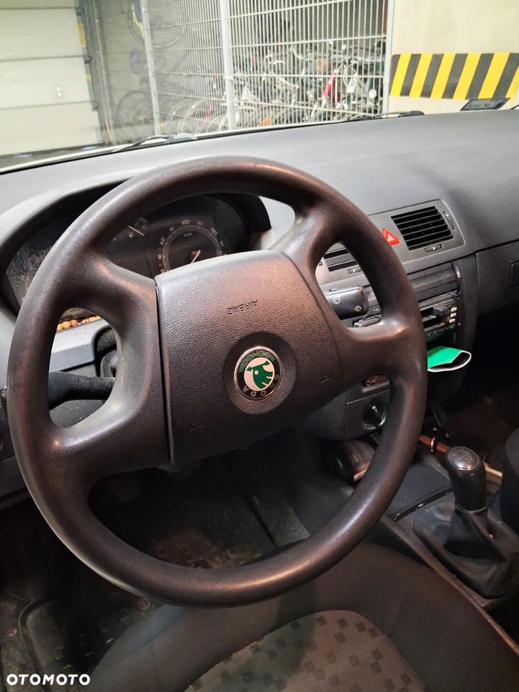 Skoda Fabia 1.2 12V Ambiente - 4