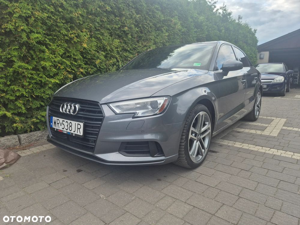 Audi A3 Limousine - 1