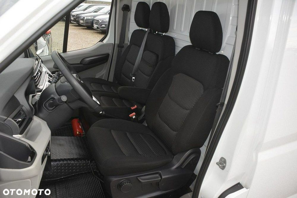 Maxus DELIVER 9 - 15