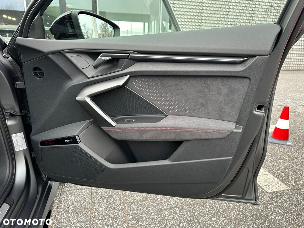 Audi RS3 Sportback - 23