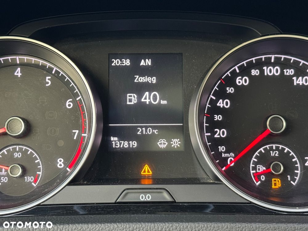 Volkswagen Golf - 20