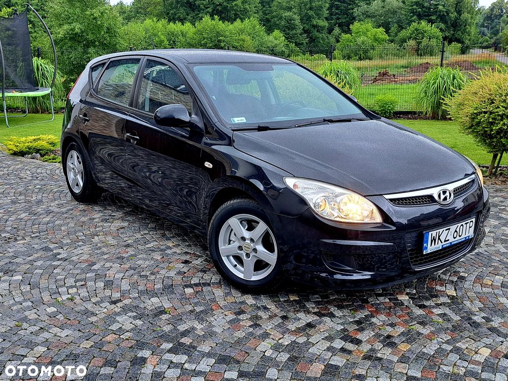 Hyundai i30 1.4 Classic + World Cup - 17