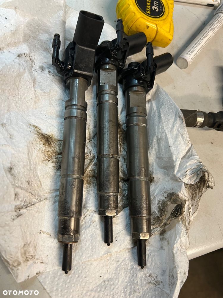 Wtryskiwacz paliwa Mercedes sprinter 906 2.2cdi om646 biturbo - 1