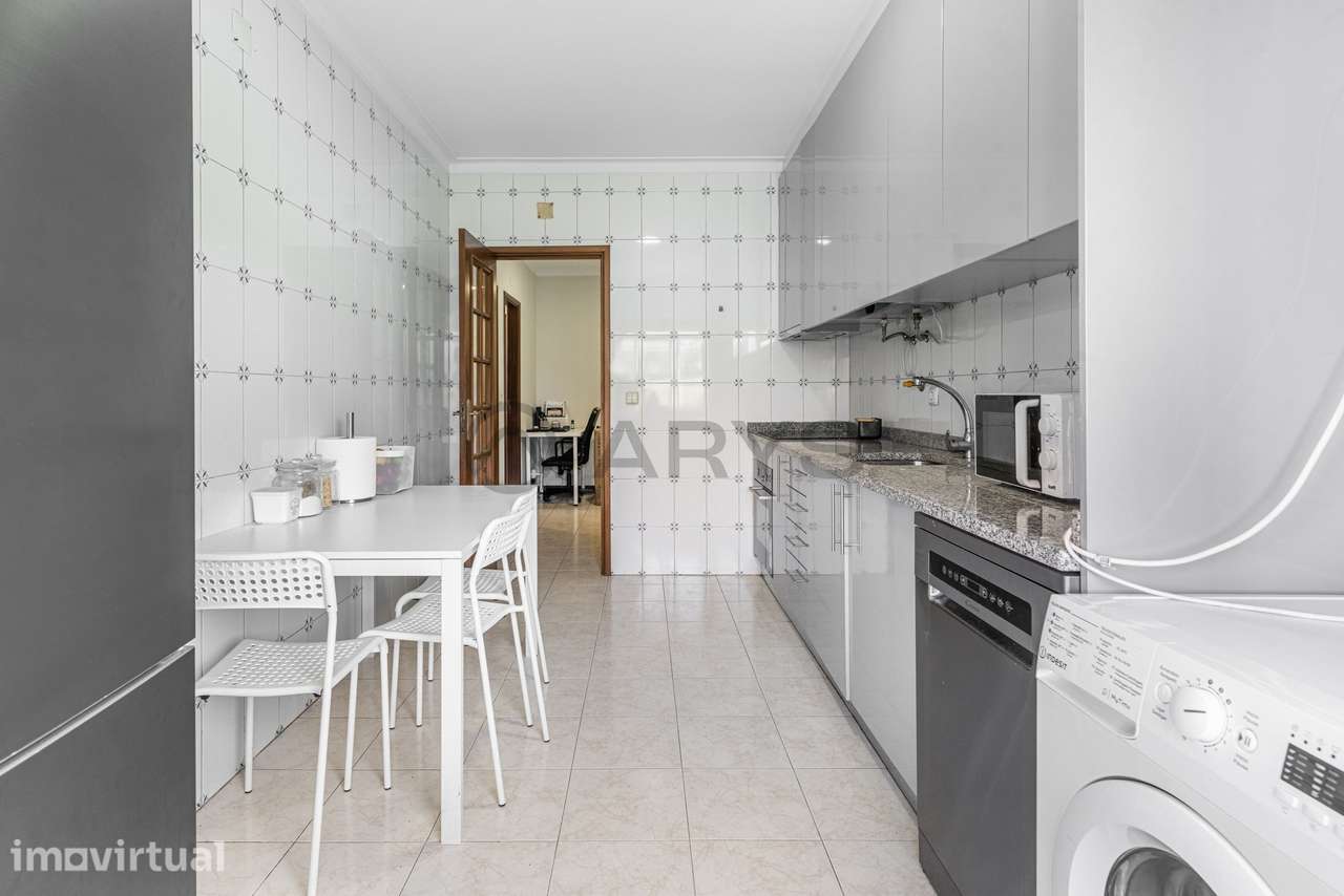 Apartamento T2 para Arrendamento – Excelente Localização junto ao B... - Grande imagem: 2/25
