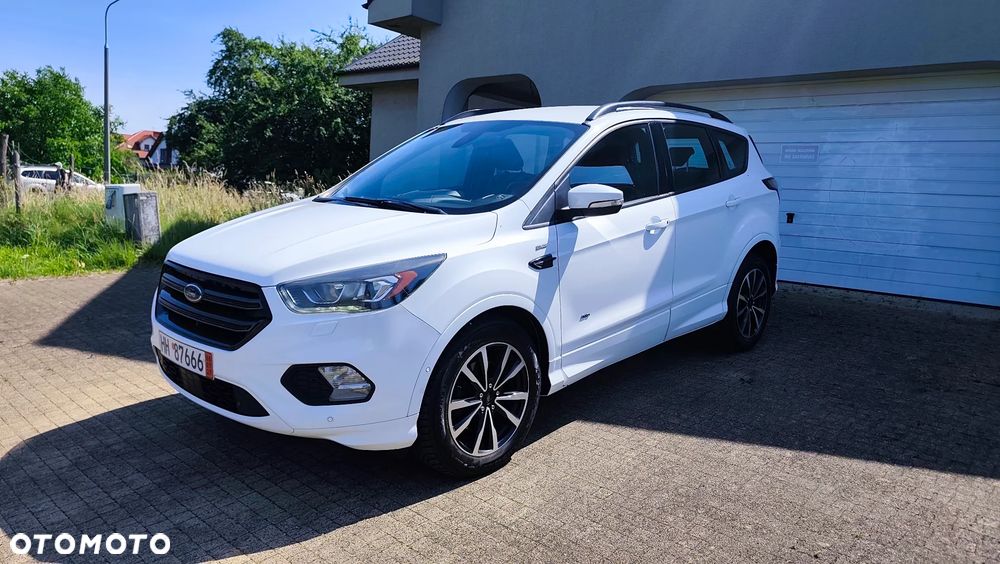 Ford Kuga 2.0 TDCi 4WD Titanium - 4