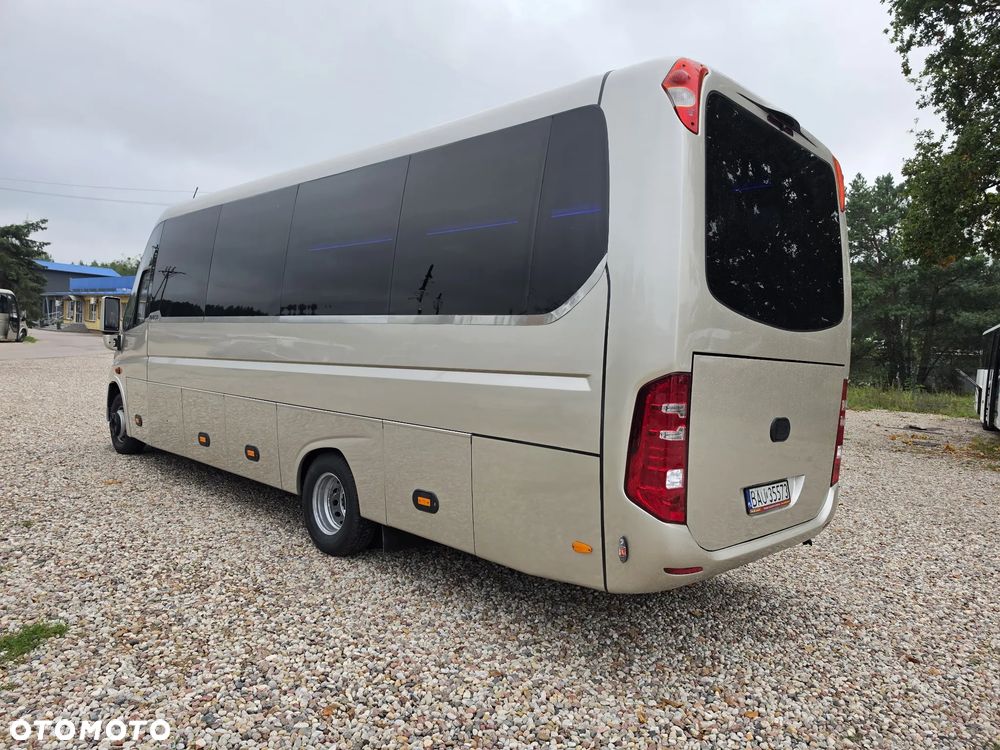 Iveco 70C18 - 3