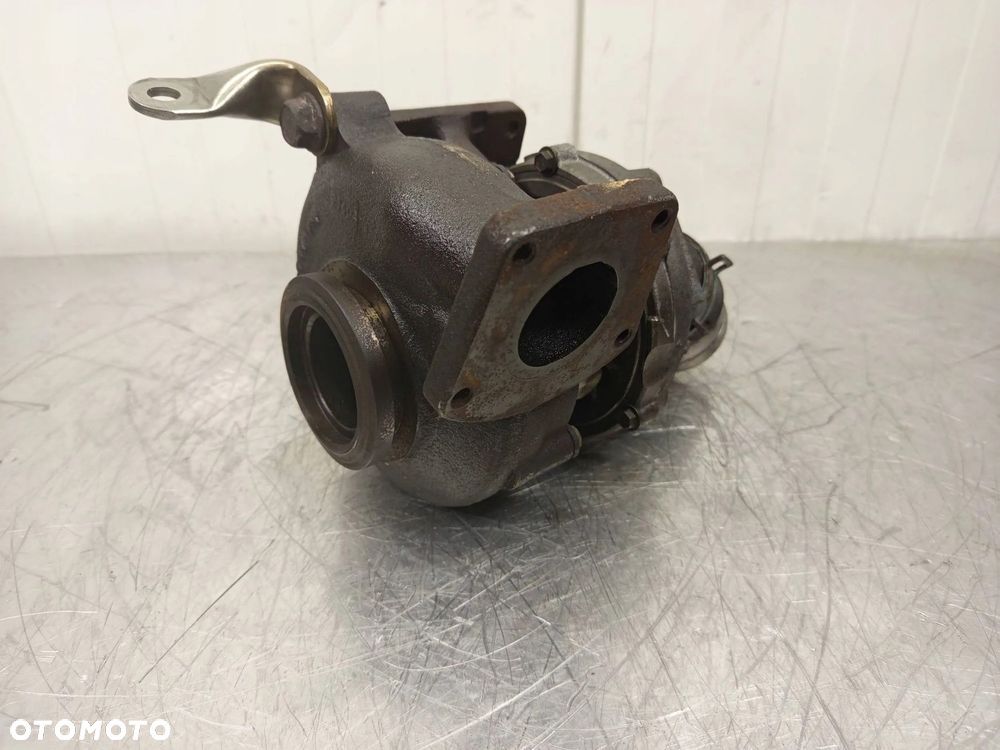 Turbo Turbina Turbosprężarka Volkswagen Touareg 2.5 TDI 070145701j - 4